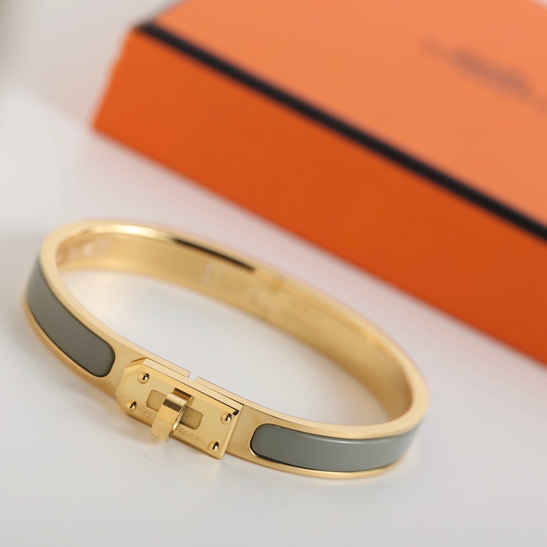 [⭐Glow]HM KELLY BLUE GREEN BRACELET