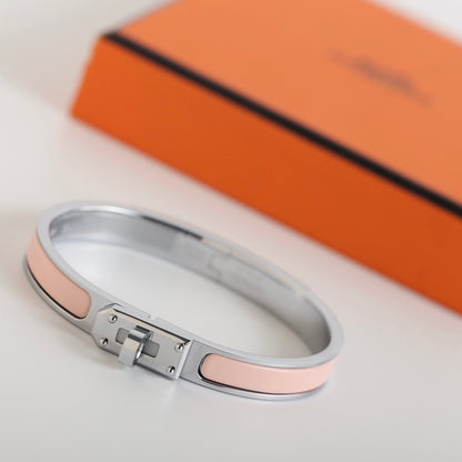 [⭐Glow]HM KELLY LIGHT PINK BRACELET