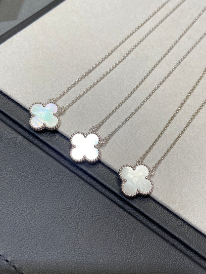 [⭐Glow]CLOVER MEDIUM SILVER WHITE MOP NECKLACE