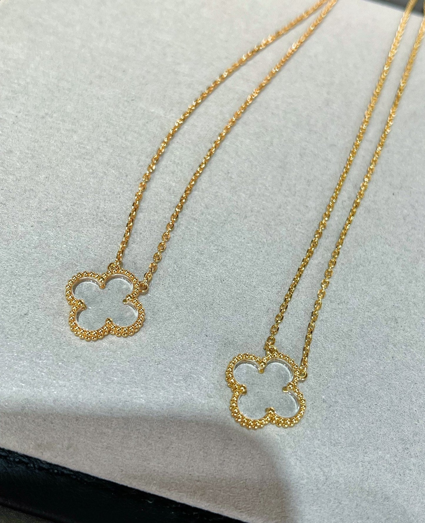[⭐Glow]CLOVER ROCK CRYSTAL ROSE GOLD NECKLACE