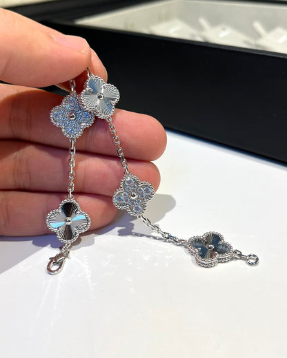 [⭐Glow] CLOVER 5 MOTIF LASER BRACELET COLLECTION