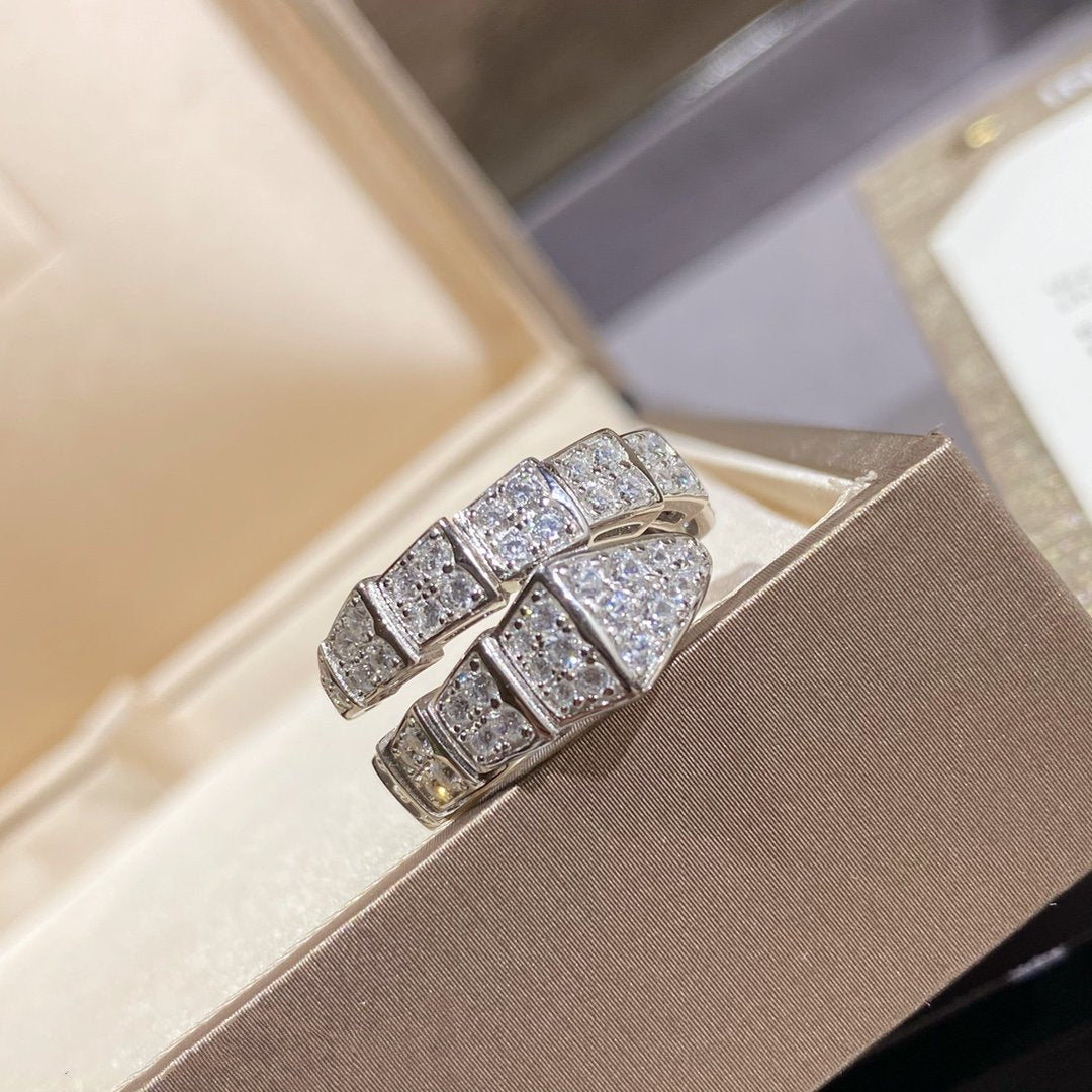 [⭐Glow]SERPENTI RING SILVER DIAMOND PAVED