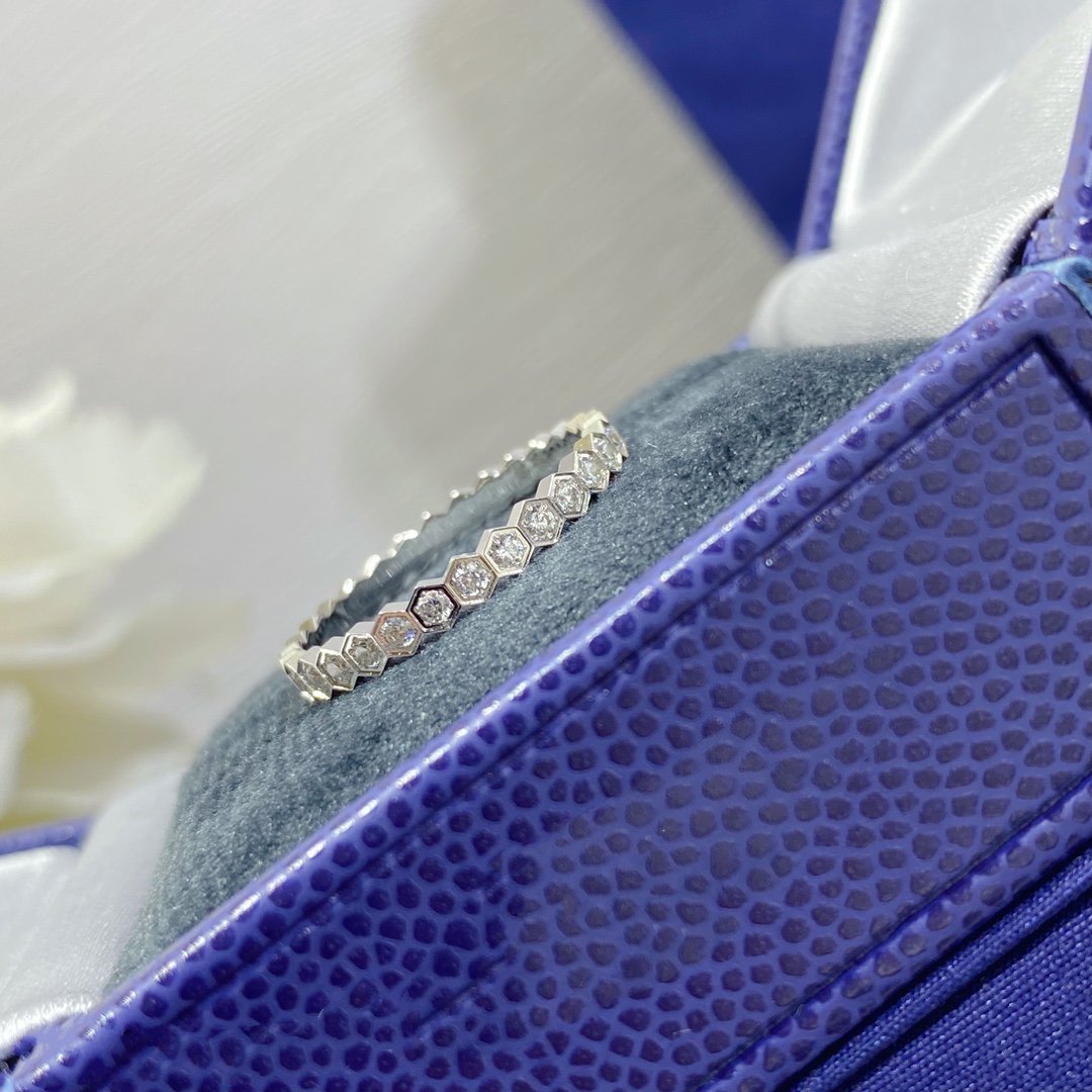 [⭐Glow]BEE LOVE DIAMOND PAVED SMALL RING