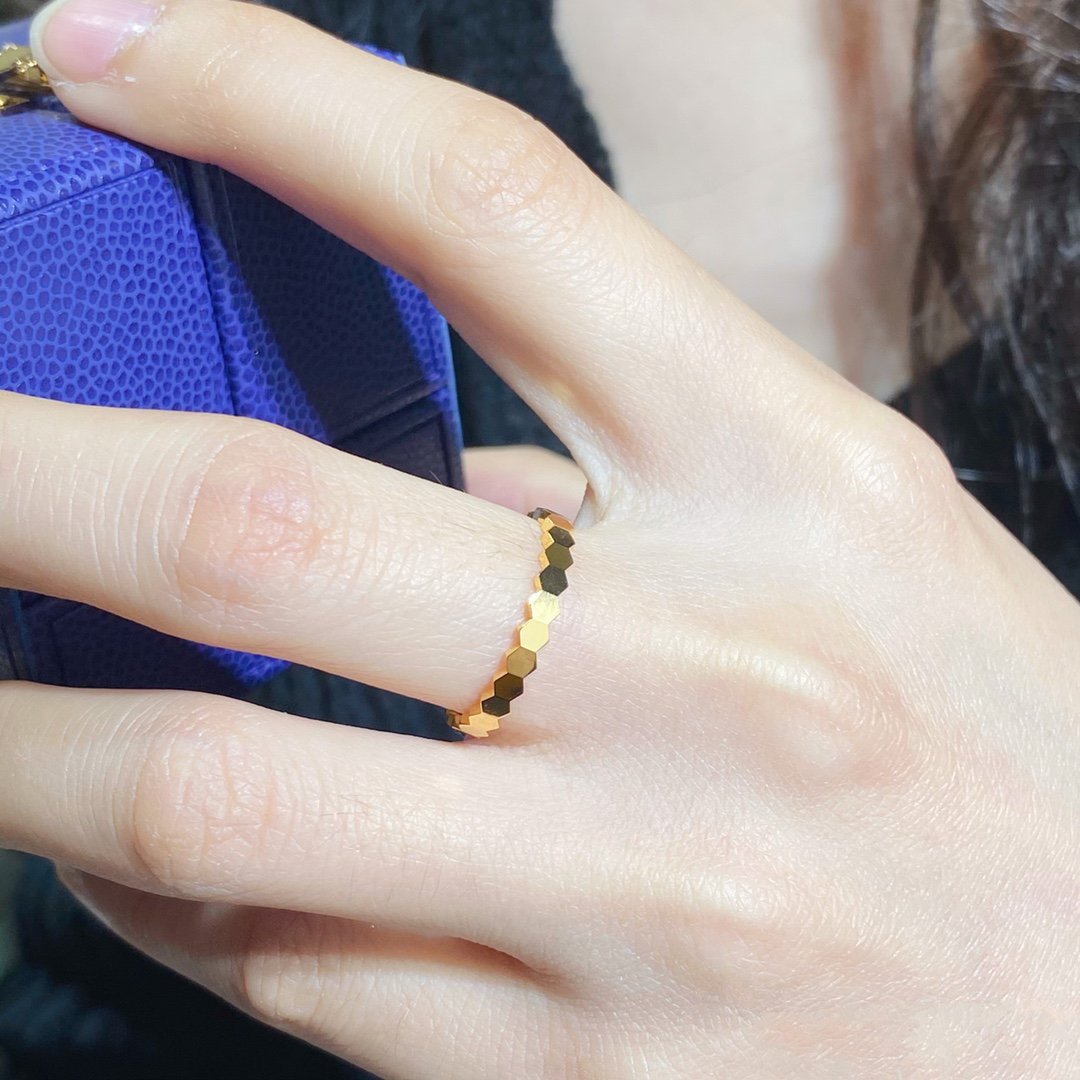 [⭐Glow]BEE LOVE SMALL RING