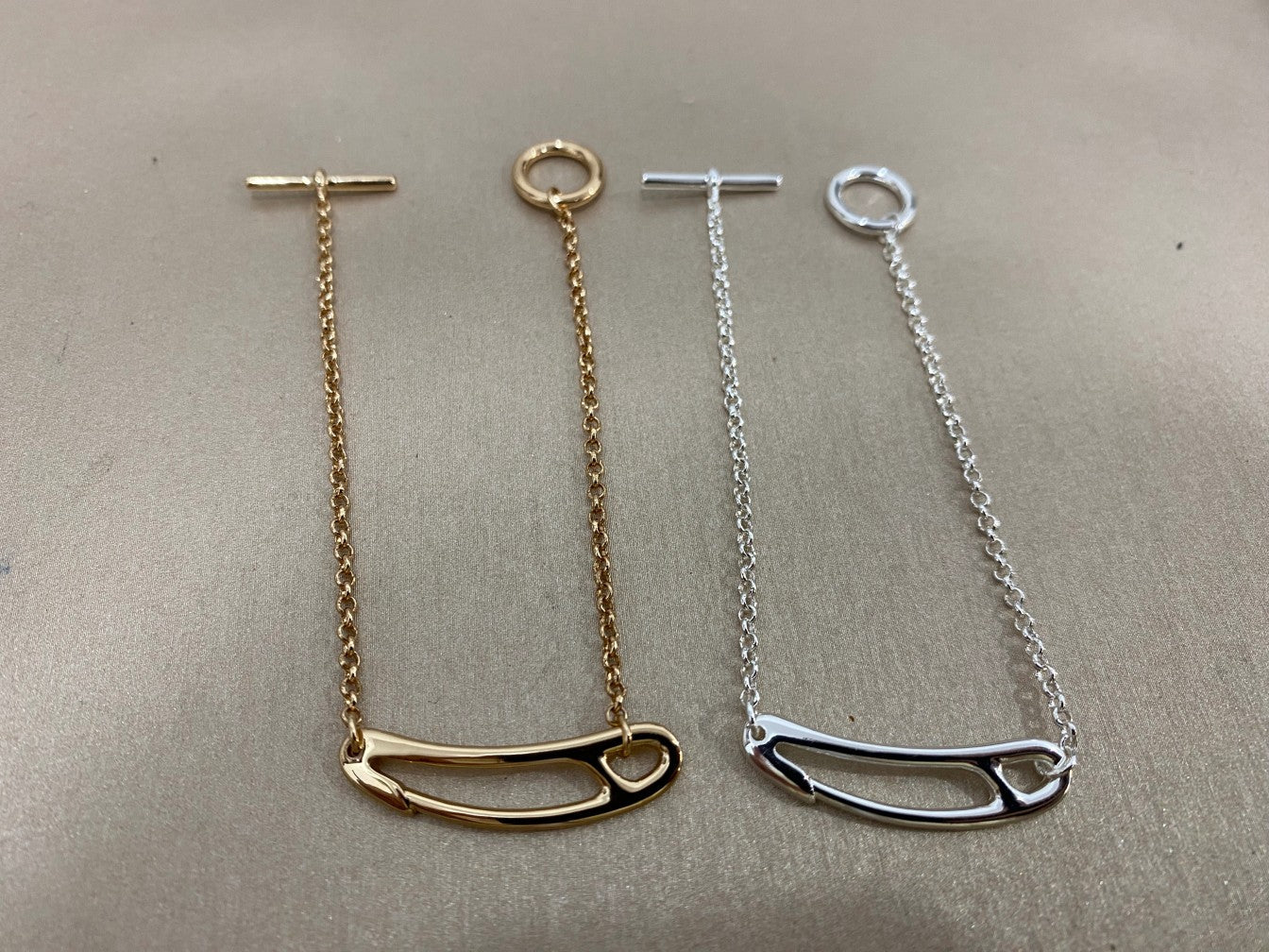 [⭐Glow]Brooch Necklace