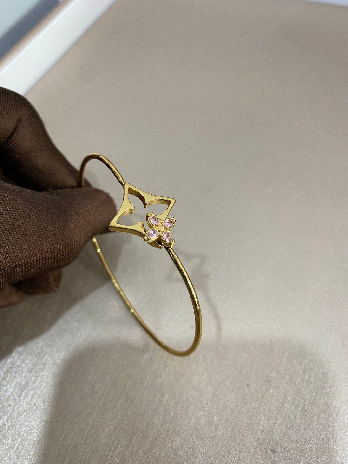 [⭐Glow]Pink Diamond Bracelet