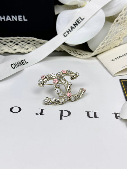 [⭐Glow]26C Pink-White Enamel Ice Cream Cone Double C Brooch