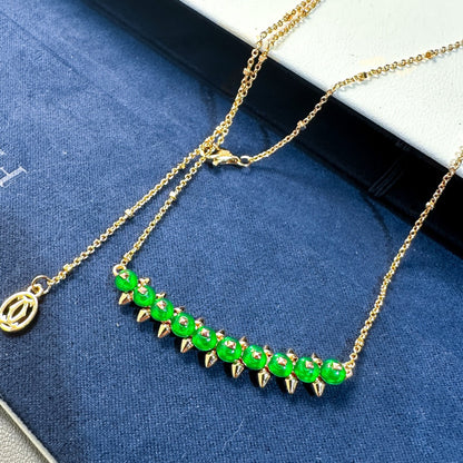 [⭐Glow]New Arrival: Green Bead Rivet Necklace