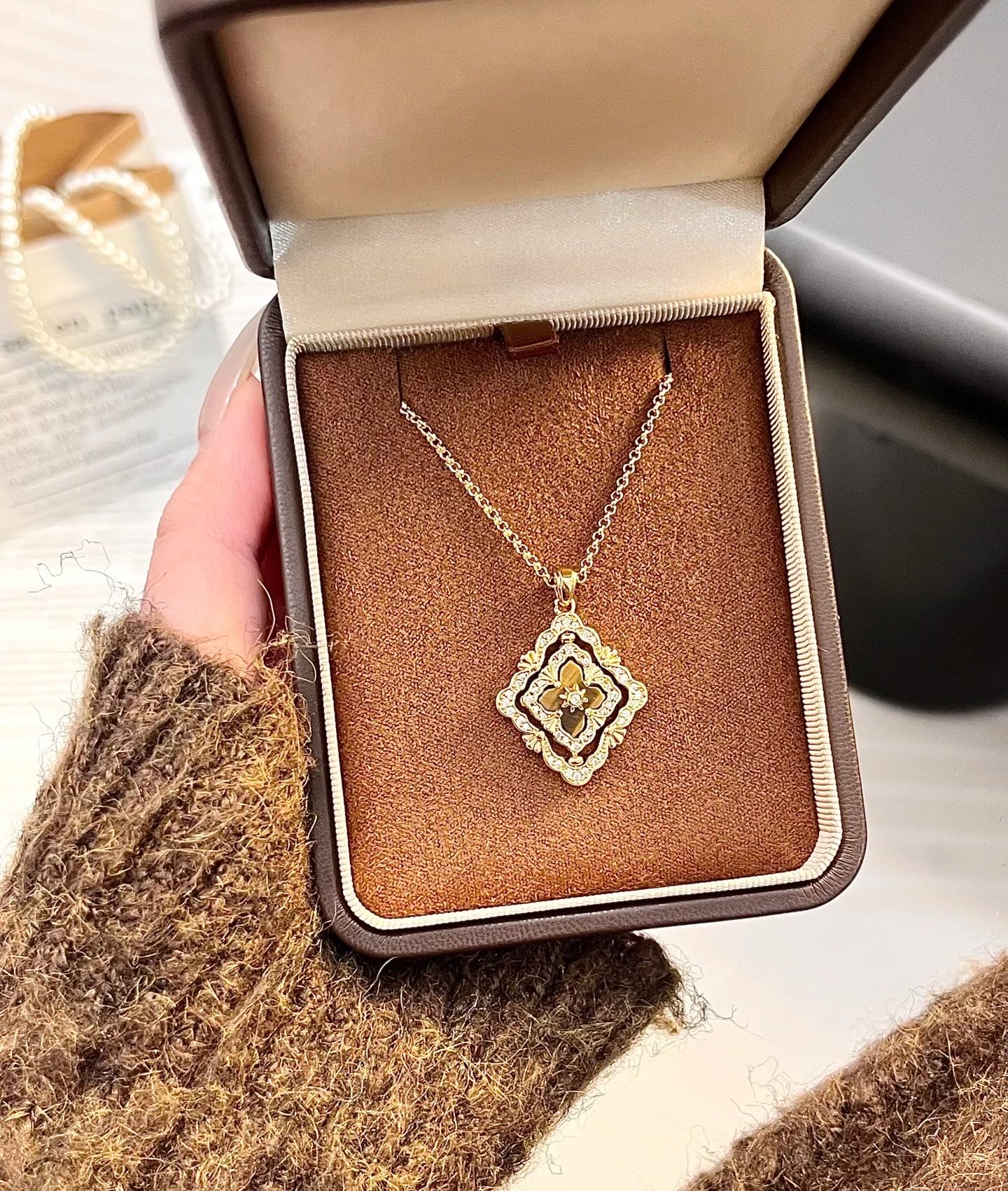 [⭐Glow] B.C.L ENAMEL ROTATING SINGLE-DIAMOND NECKLACE（Various colors）