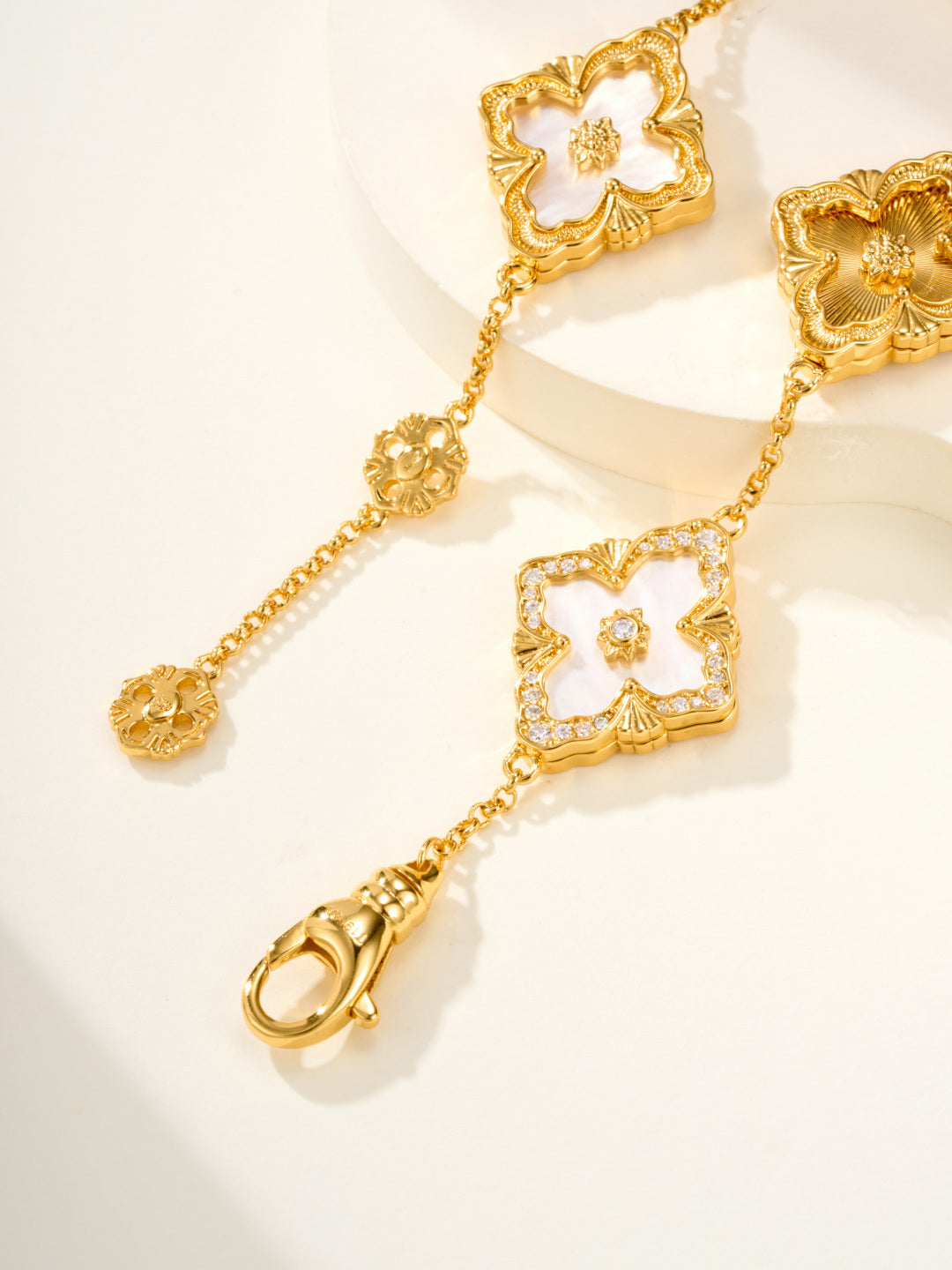 [⭐Glow]B.C.L ENAMELED Five-Flower Bracelet（Various Colors) BIG SIZE