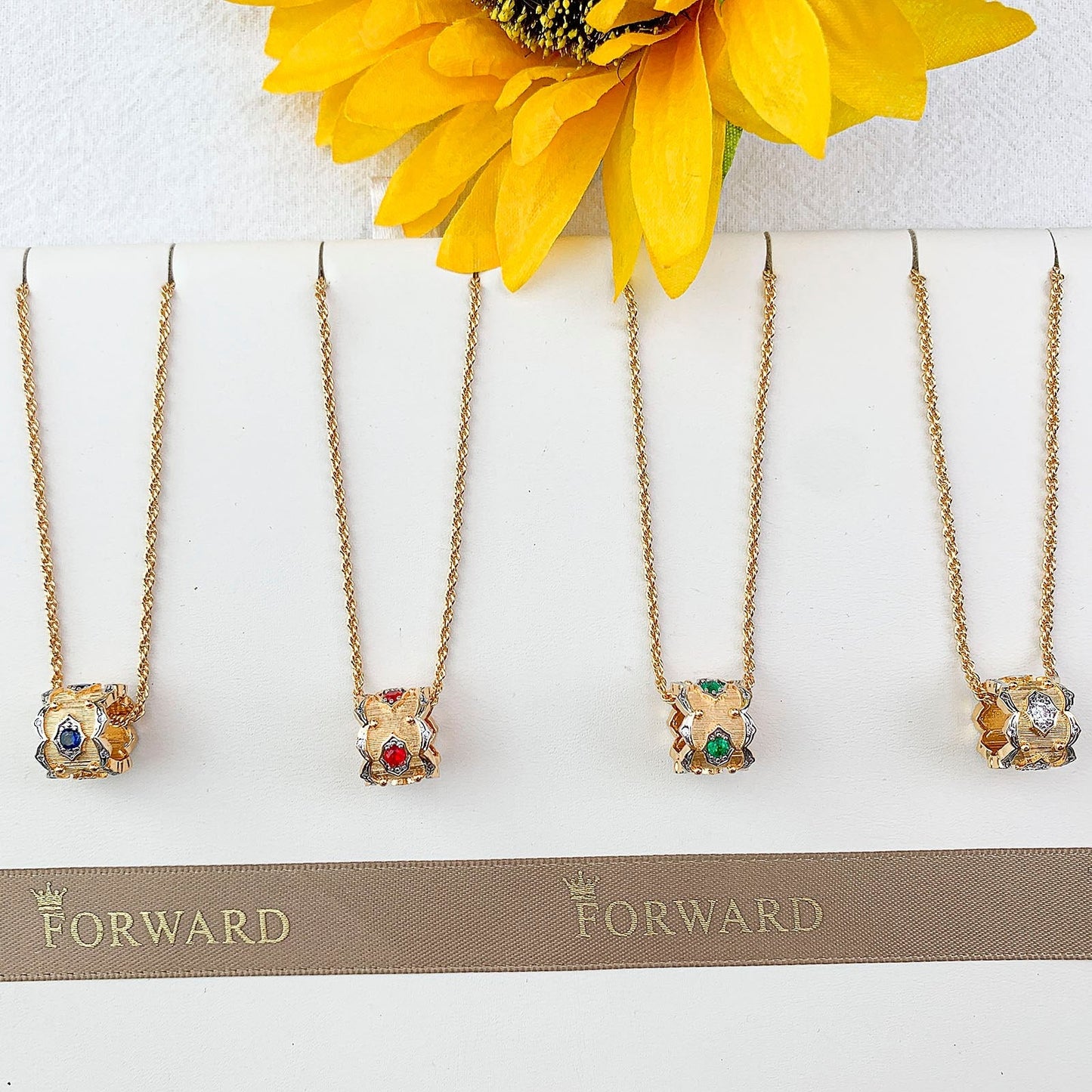 [⭐Glow] B.C.L “Little Waist” Enamel  NECKLACE（Various colors