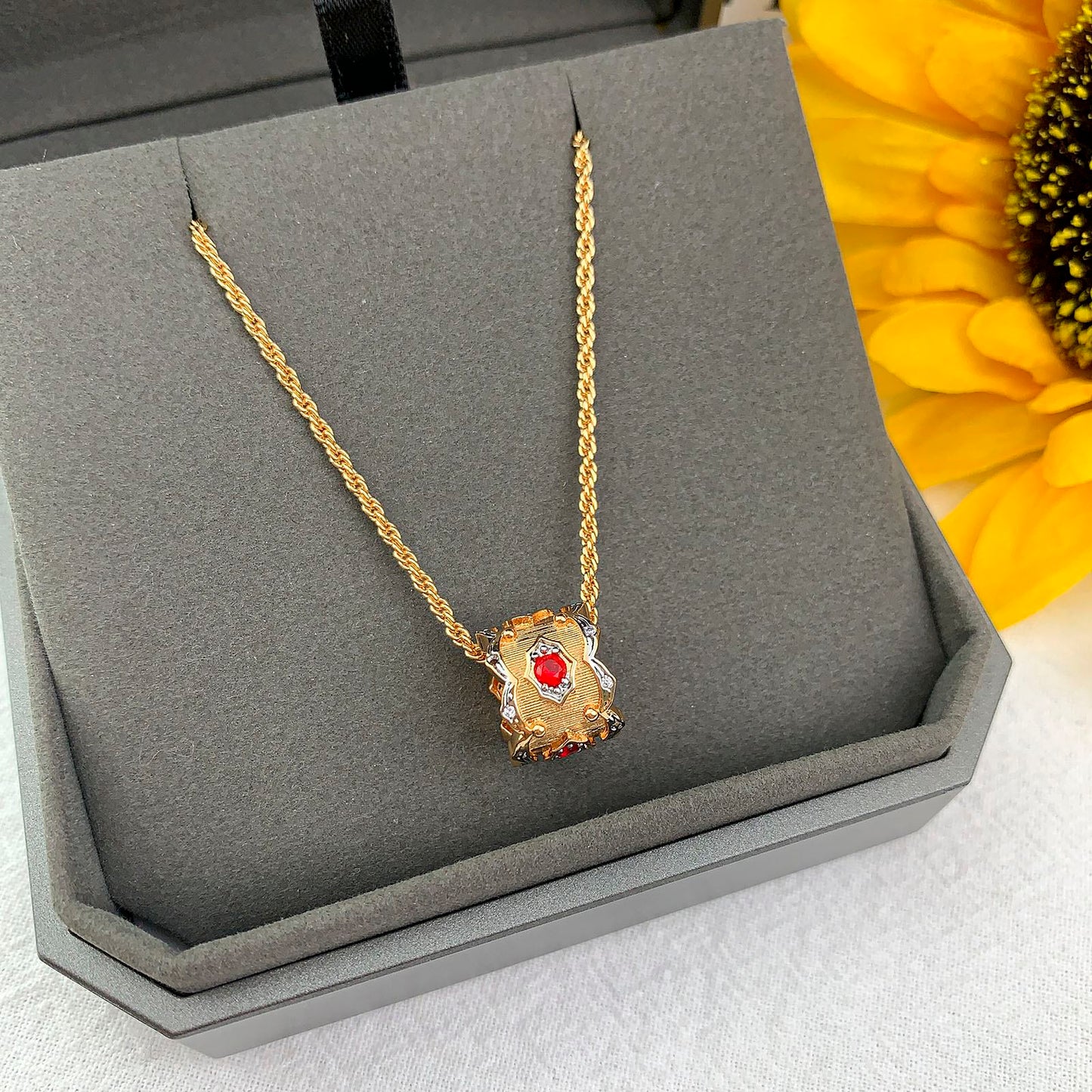 [⭐Glow] B.C.L “Little Waist” Enamel  NECKLACE（Various colors