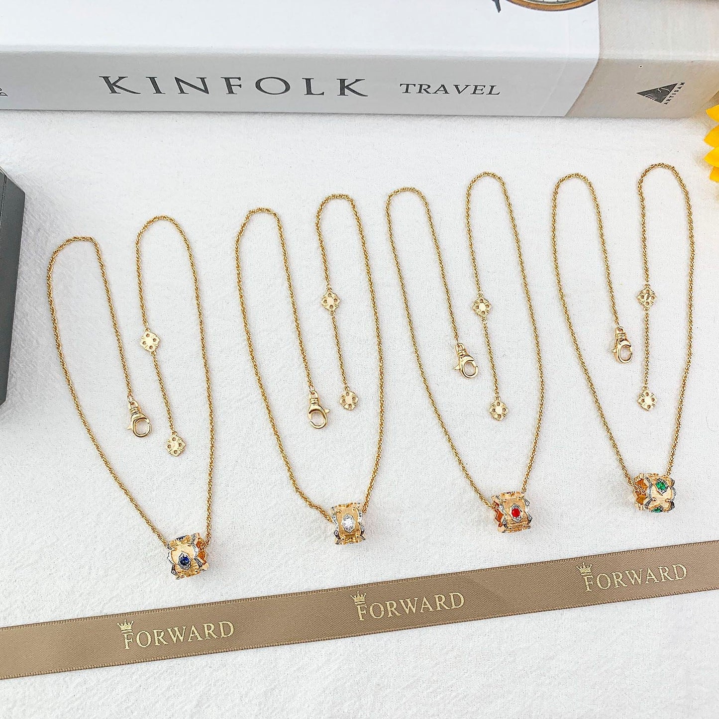 [⭐Glow] B.C.L “Little Waist” Enamel  NECKLACE（Various colors