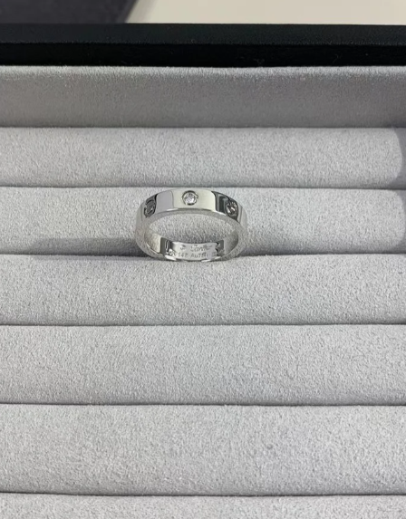 [⭐Glow]LOVE RING 4MM 1 DIAMOND SILVER