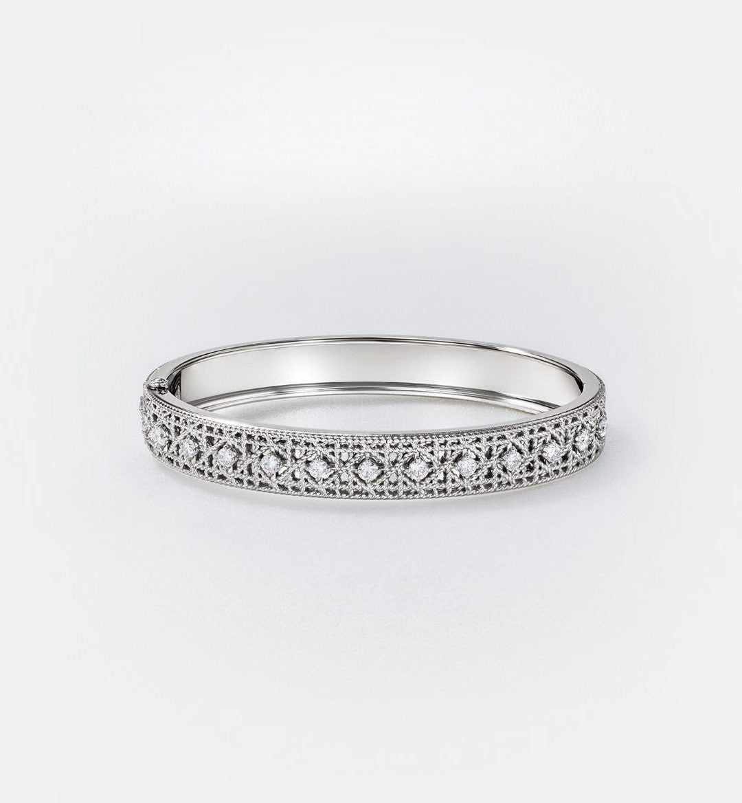 [⭐Glow]2026 WOVEN-PATTERN BRACELET SET WITH FULL DIAMOND INLAY THREE-COLORS