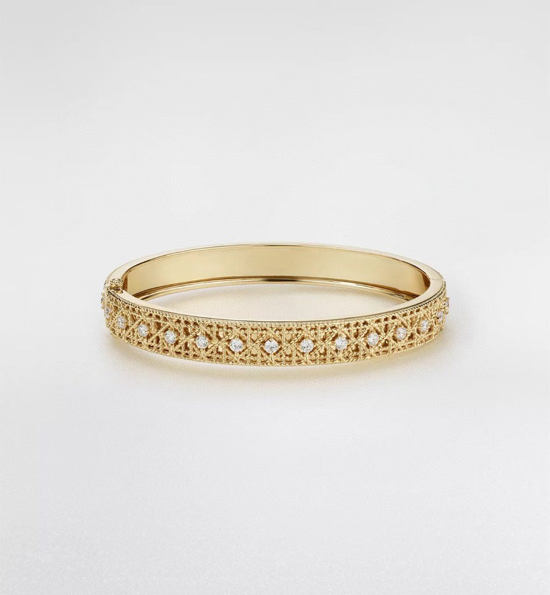 [⭐Glow]2026 WOVEN-PATTERN BRACELET SET WITH FULL DIAMOND INLAY THREE-COLORS