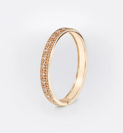 [⭐Glow]2026 WOVEN-PATTERN BRACELET SET WITH FULL DIAMOND INLAY THREE-COLORS