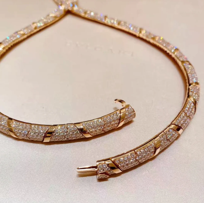 [⭐Glow]HAUTE COUTURE GOLD SERPENTI NECKLACE