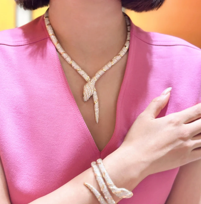 [⭐Glow]HAUTE COUTURE GOLD SERPENTI NECKLACE