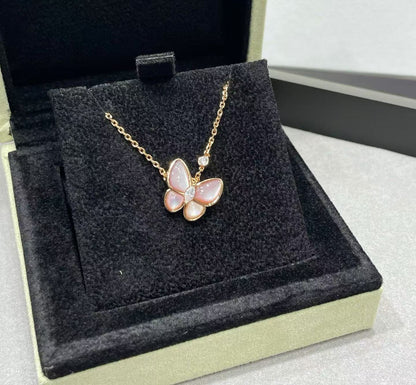 [⭐Glow]BUTTERFLY PINK MOTHER-OF-PEARL DIAMOND NECKLACE