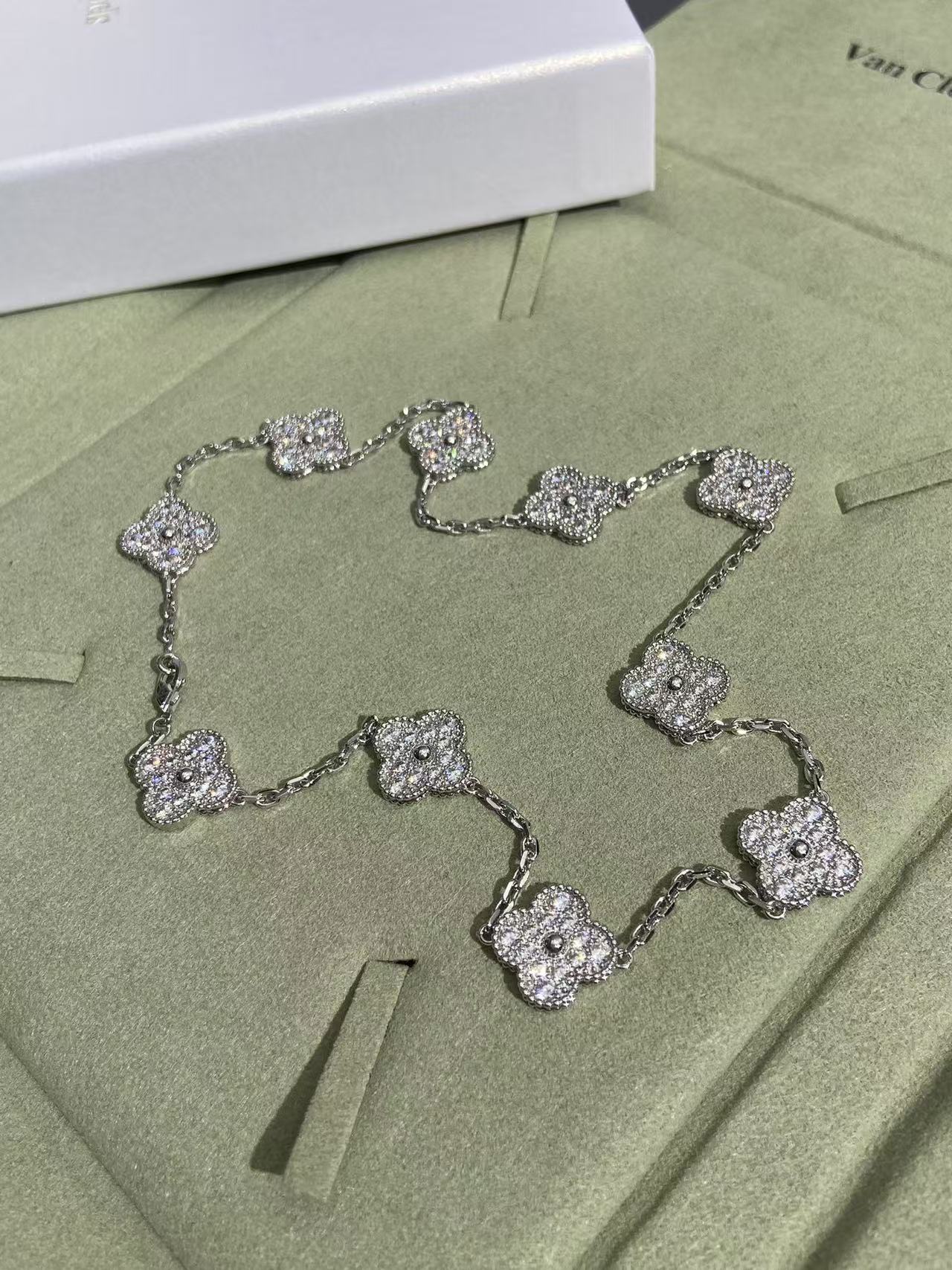 [⭐Glow]CLOVER 10 MOTIFS  FULL DIAMOND NECKLACE