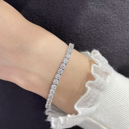[⭐Glow jewelrys]TENNIS BRACELET WITH FULL DIAMOND SETTING
