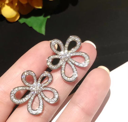 [⭐Glow]FLOWERLACE EARRINGS FULL DIAMONDS