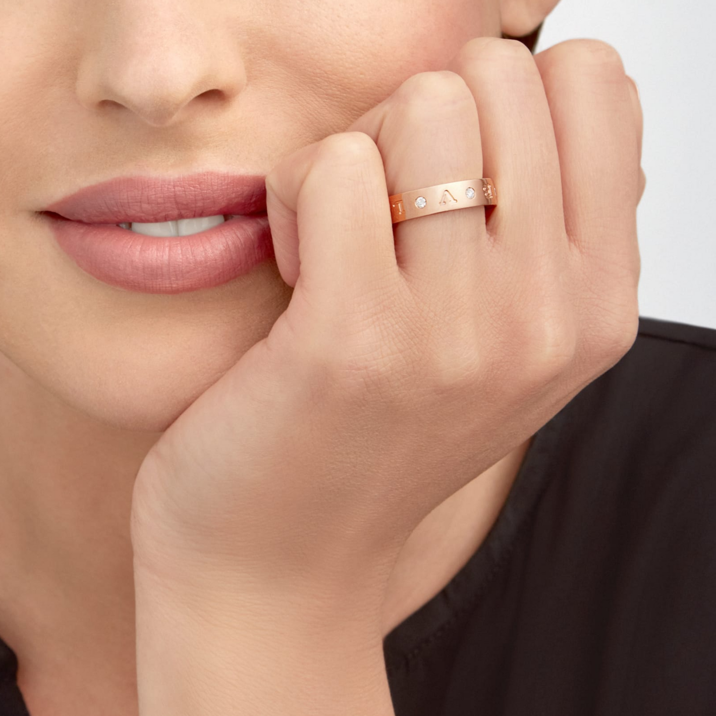[⭐Glow]ZERO 1 ESSENTIAL PINK GOLD BAND WITH DIAMONDS RING