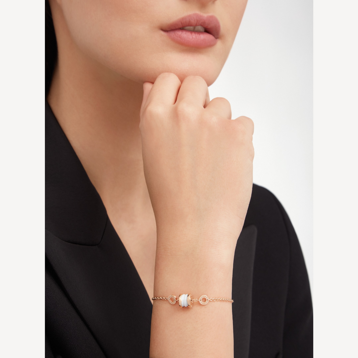 [⭐Glow]ZERO 1 SOFT PINK GOLD AND WHITE CERAMIC BRACELET