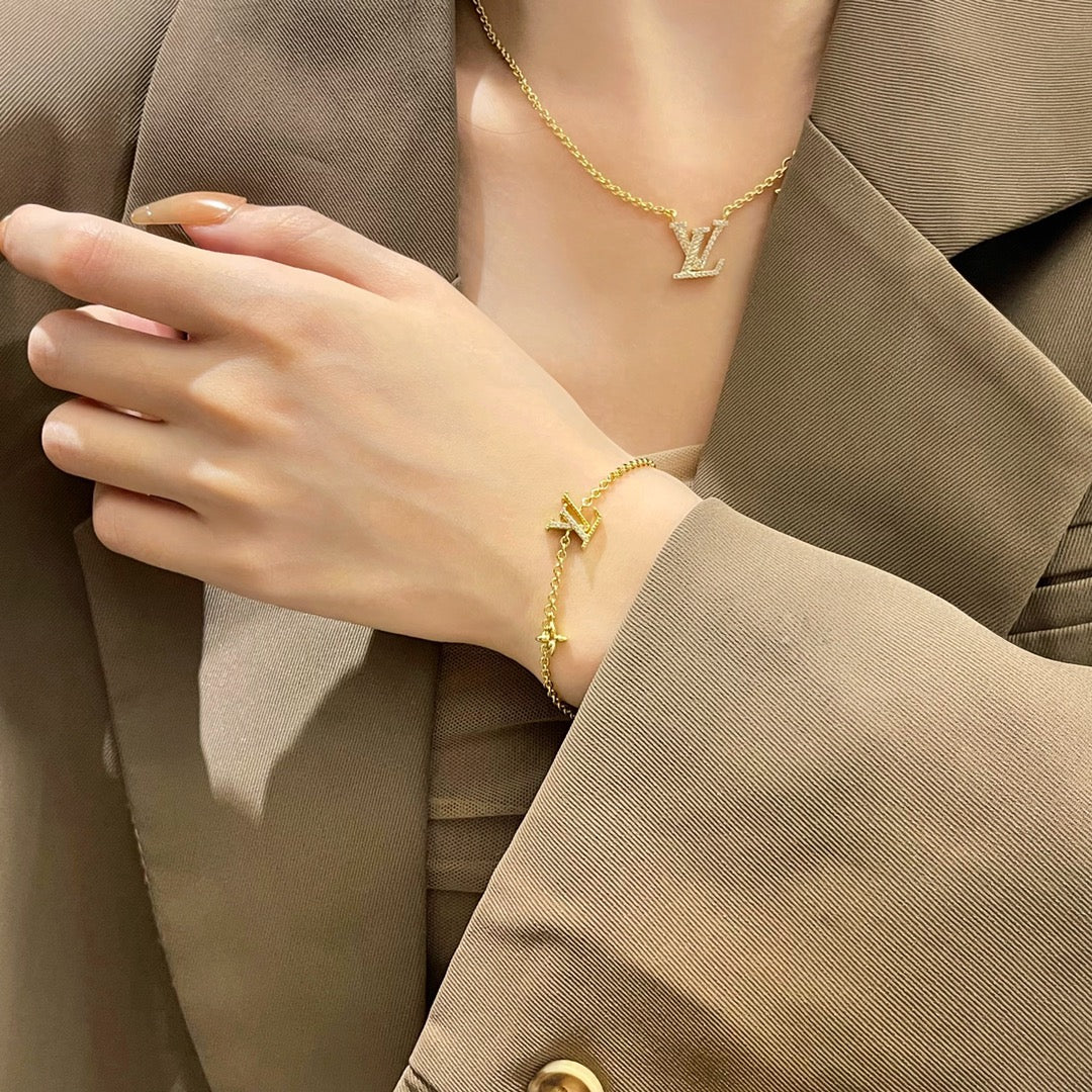 [⭐Glow]LOGO STAR MOTIF GOLD BRACELET