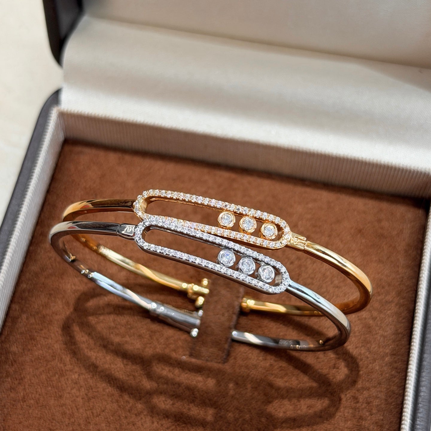 [⭐Glow]Move Pavé Diamond Bangle Bracelet M