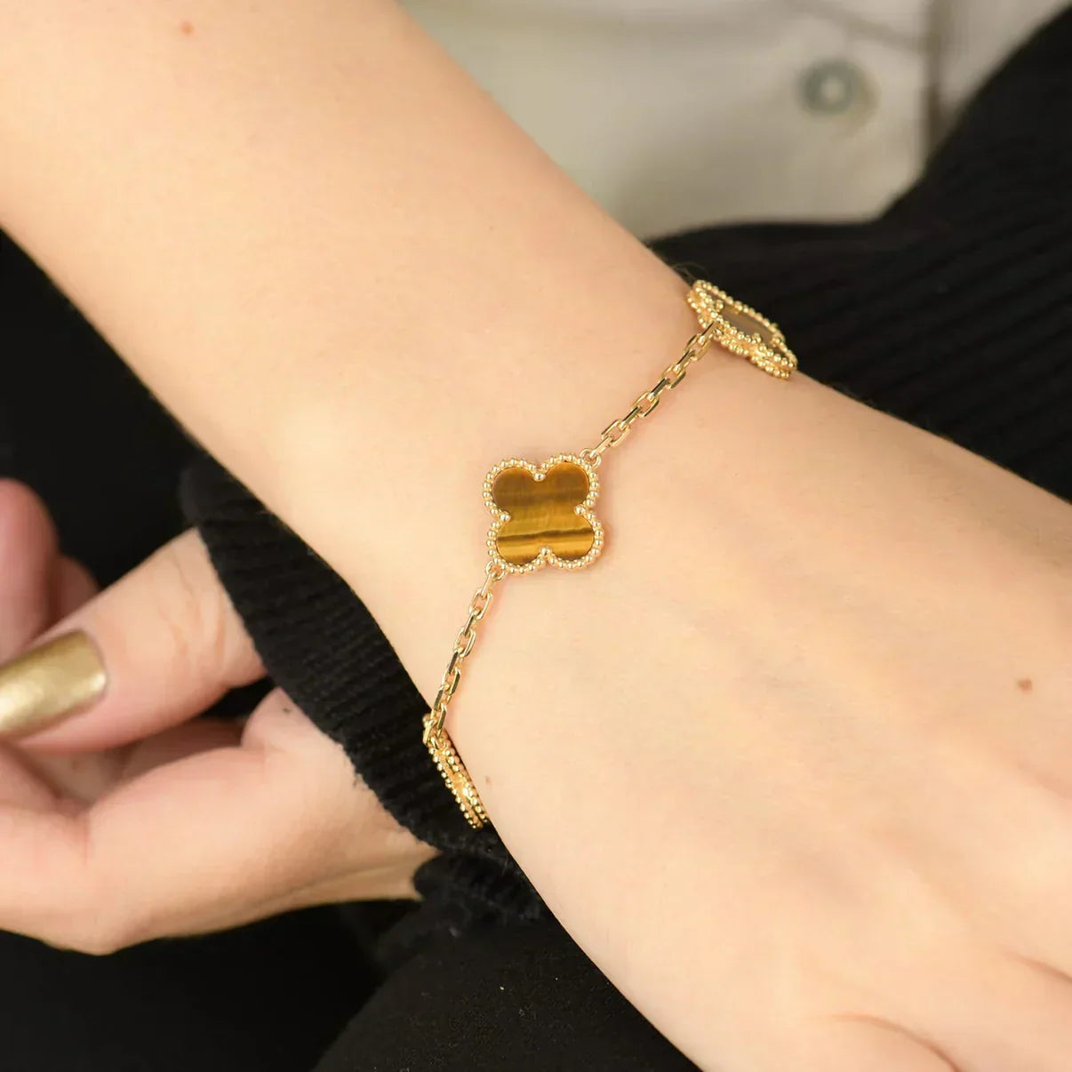 [⭐Glow] CLOVER 5 MOTIFS TIGER EYE BRACELET COLLECTION