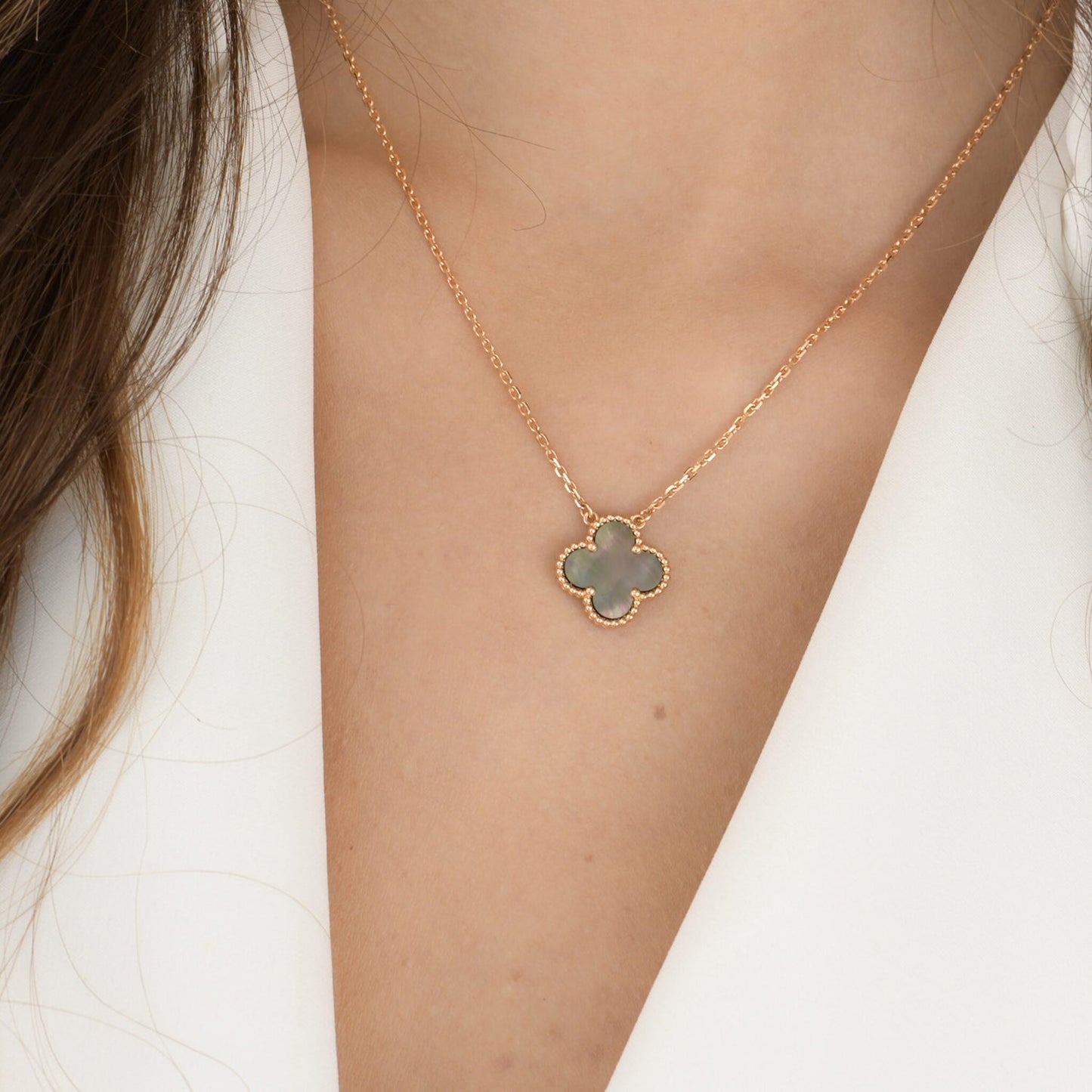 [⭐Glow]CLOVER 15MM  GRAY MOTHER OF PEARL NECKLACE