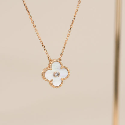 [⭐Glow]CLOVER 15MM DIAMOND WHITE FRITILLARIA NECKLACE