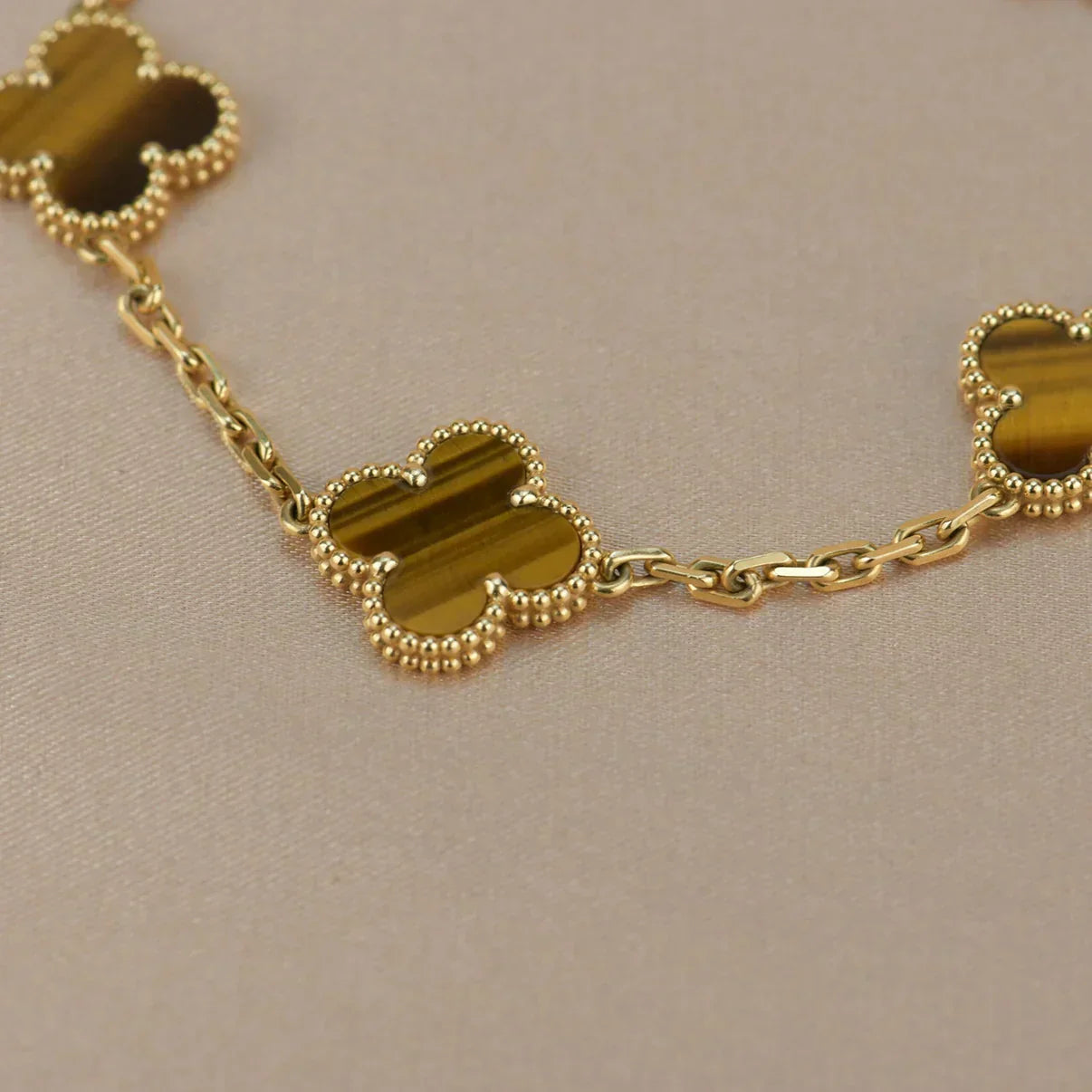 [⭐Glow] CLOVER 5 MOTIFS TIGER EYE BRACELET COLLECTION