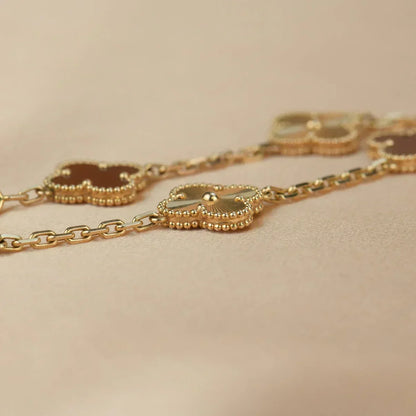 [⭐Glow] CLOVER 5 MOTIF RED CORNELIAN BRACELET COLLECTION