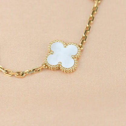 [⭐Glow]CLOVER WHITE PEARL MOP 5 MOTIF BRACELET COLLECTION