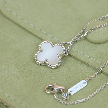 [⭐Glow]CLOVER  15MM WHITE MOTHER-OF-PEARL SILVER