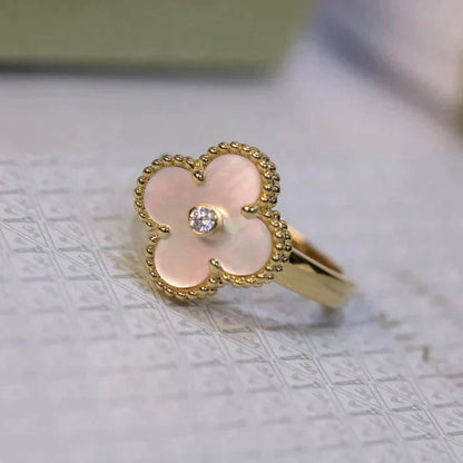 [⭐Glow]CLOVER PINK MOP RING GOLD DIAMOND