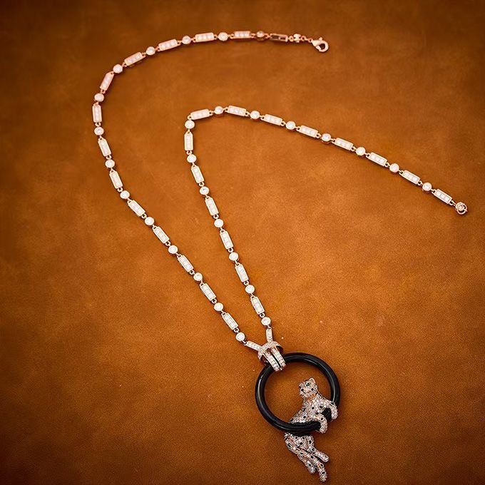 [⭐Glow jewelrys]NEW BLACK CIRCLE PANTHER FULL DIAMOND NECKLACE