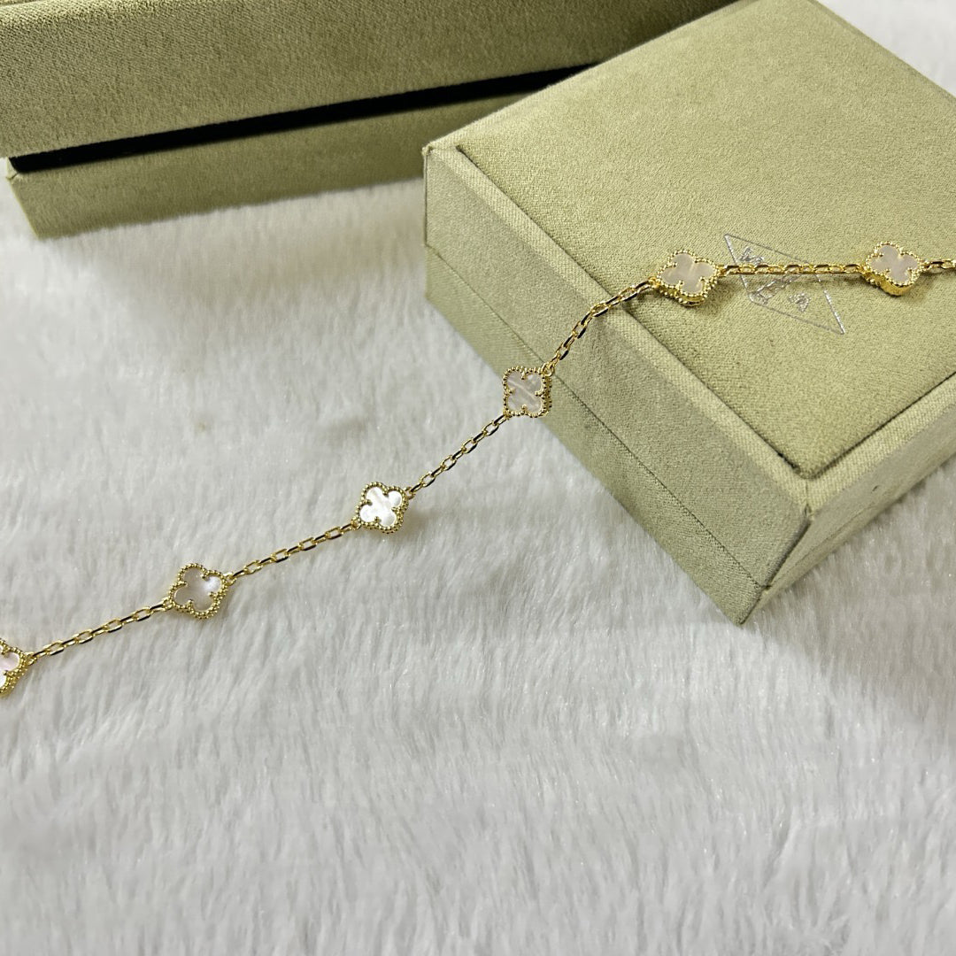 [⭐Glow]CLOVER 6 MOTIF WHITE MOP BRACELET