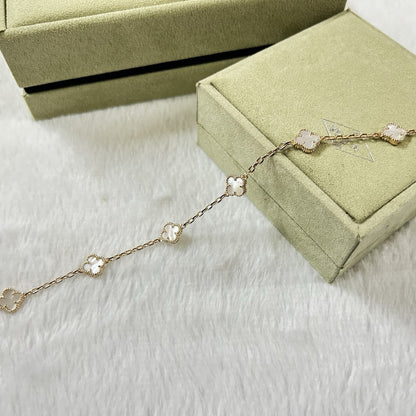 [⭐Glow]CLOVER 6 MOTIF WHITE MOP BRACELET