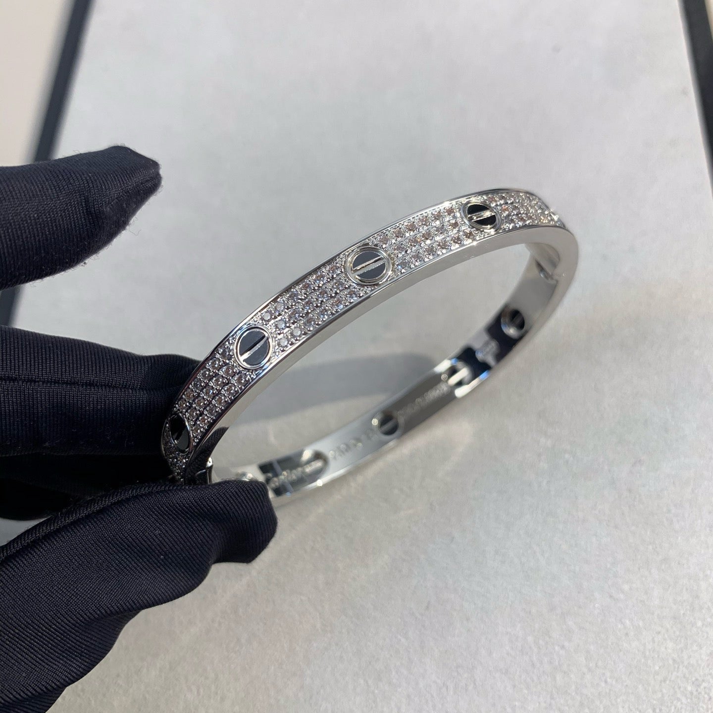 [⭐Glow]LOVE BRACELET 6.1MM DIAMOND-PAVED CERAMIC