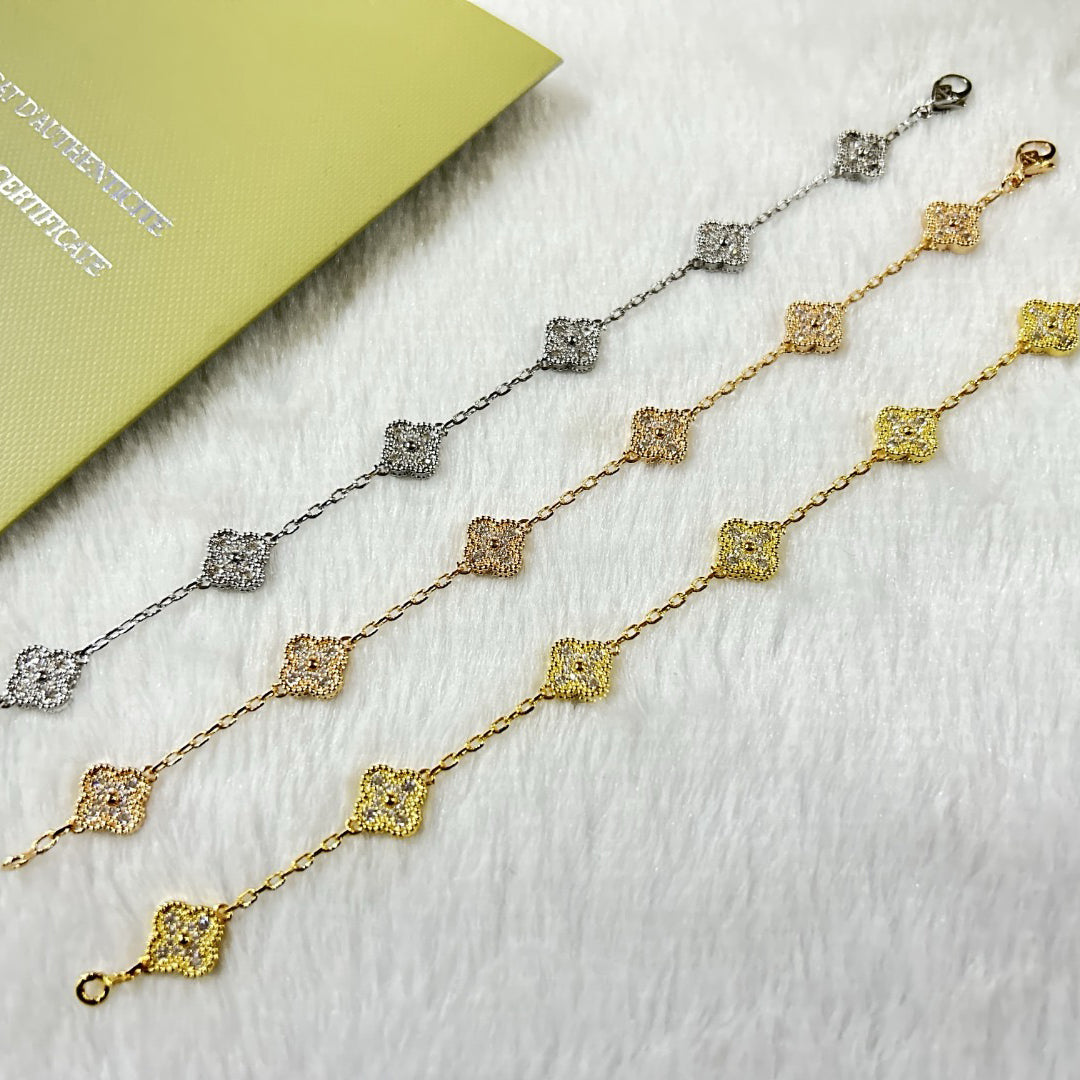[⭐Glow]CLOVER 6 MOTIF DIAMOND BRACELET