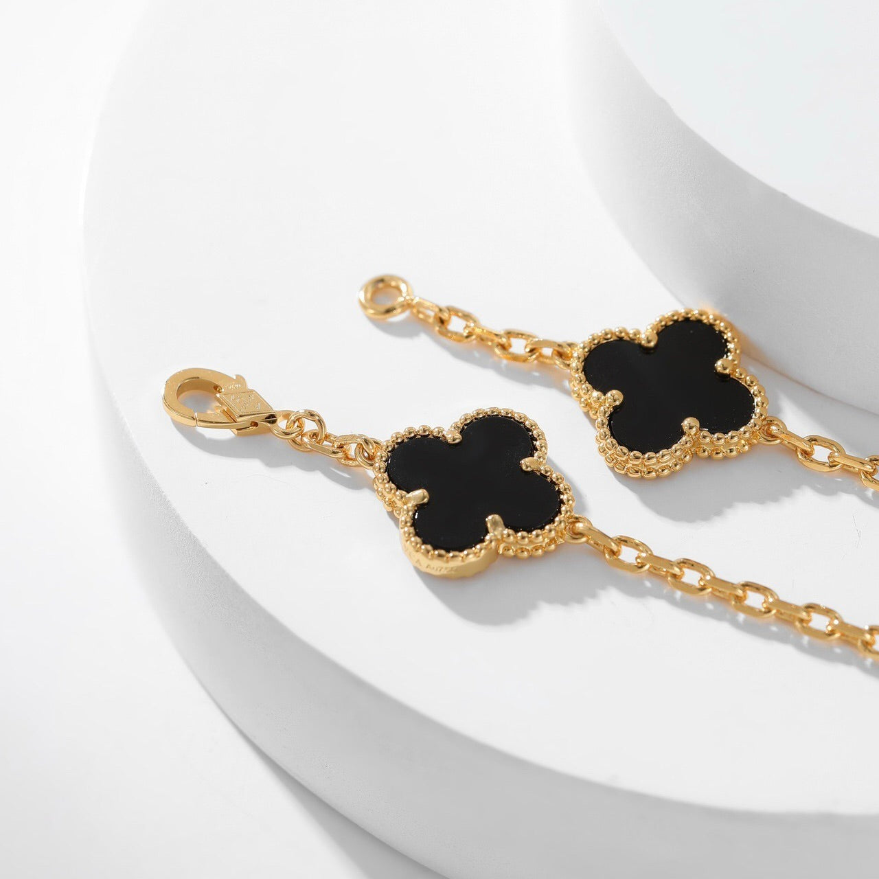 [⭐Glow]CLOVER 10 MOTIFS ONYX NECKLACE