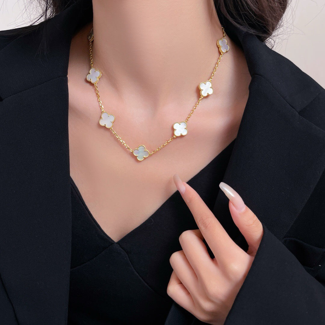 [⭐Glow]CLOVER 10 MOTIFS WHITE MOTHER OF PEARL NECKLACE