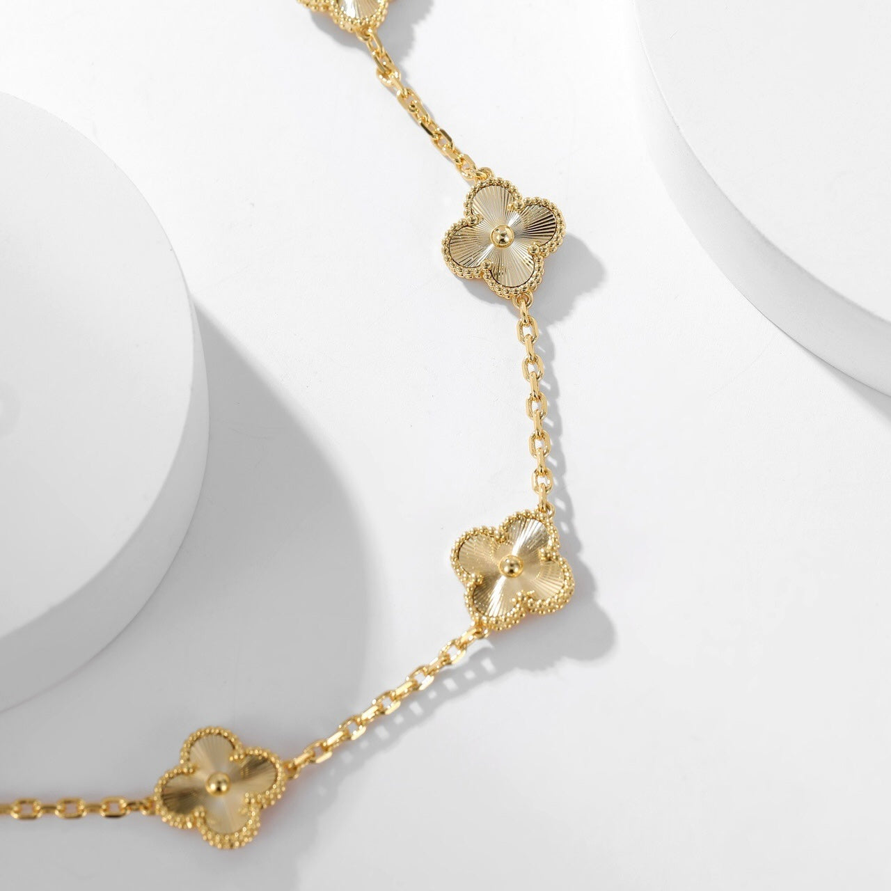 [⭐Glow]CLOVER 10 MOTIFS LASER NECKLACE
