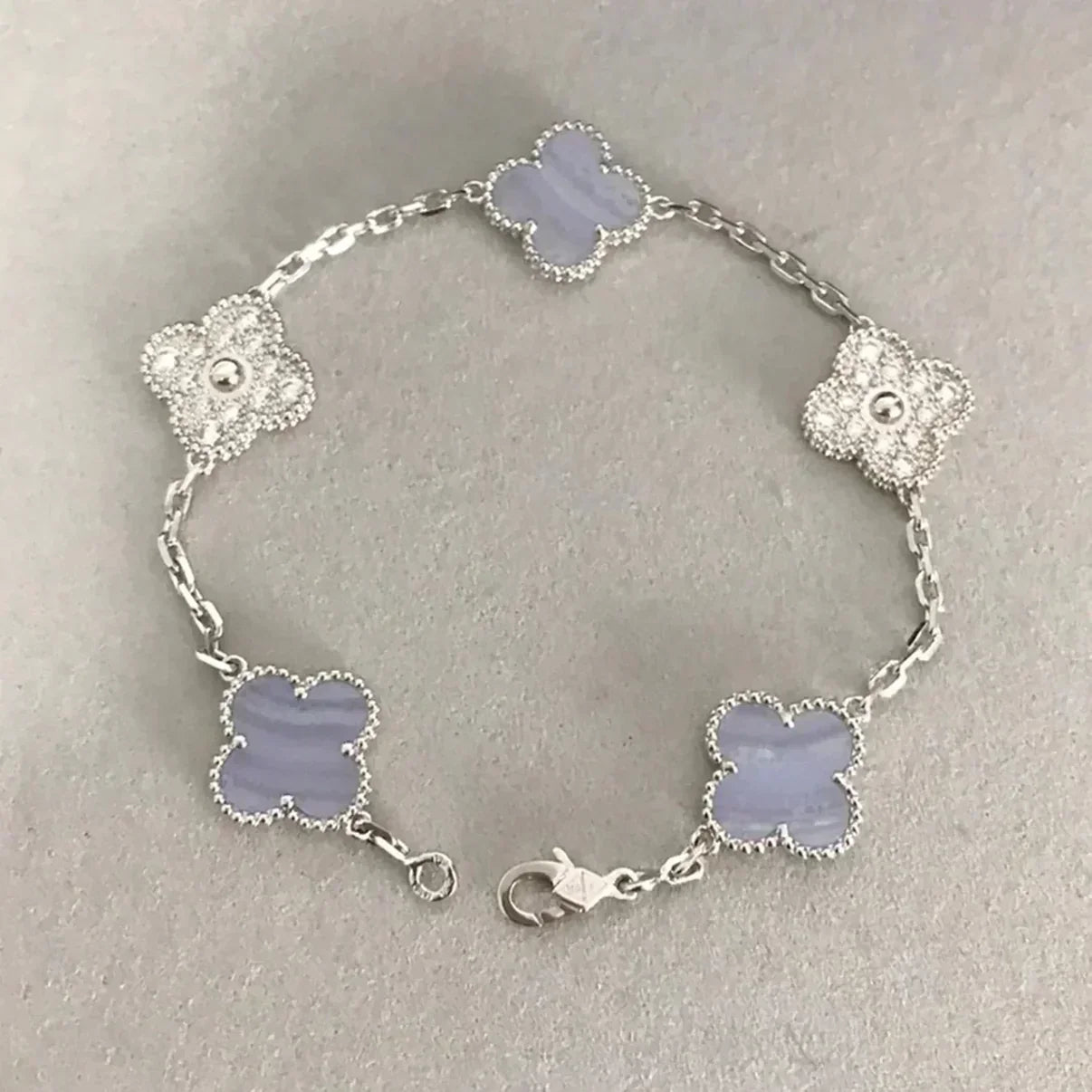 [⭐Glow] CLOVER 5 MOTIF PURPLE CHALCEDONY BRACELET COLLECTION