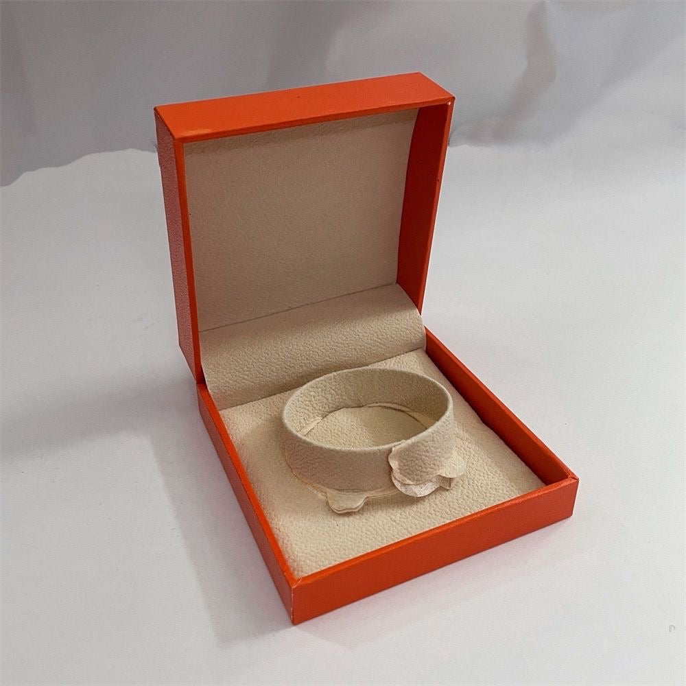 [⭐Glow]HM BRACELET NECKLACE RING BOX GIFT BAG