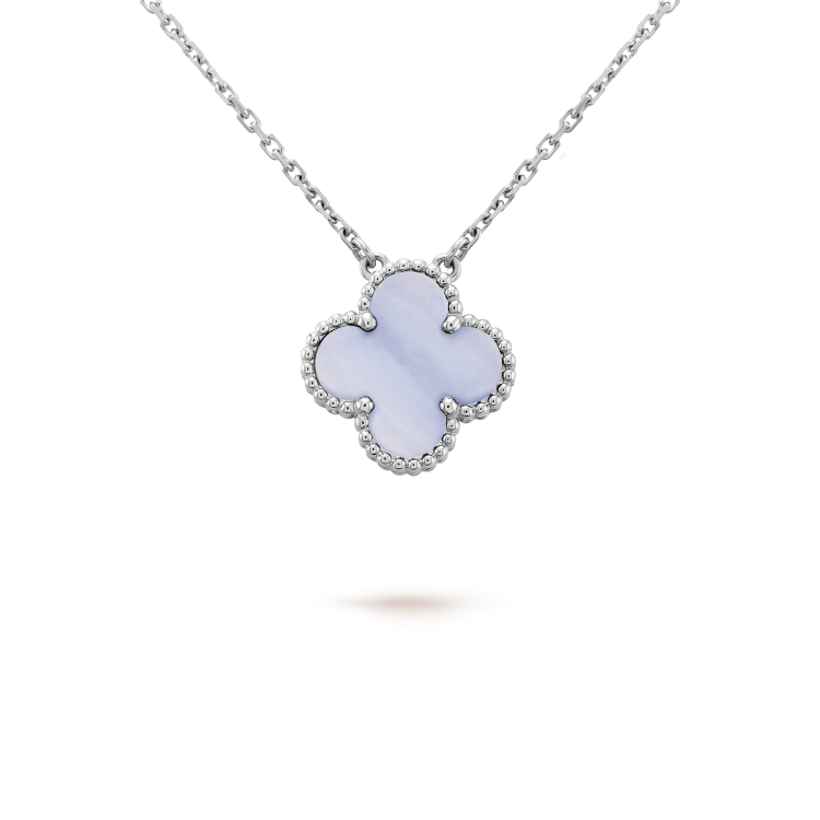 [⭐Glow]CLOVER 15MM BLUE CHALCEDONY NECKLACE SILVER